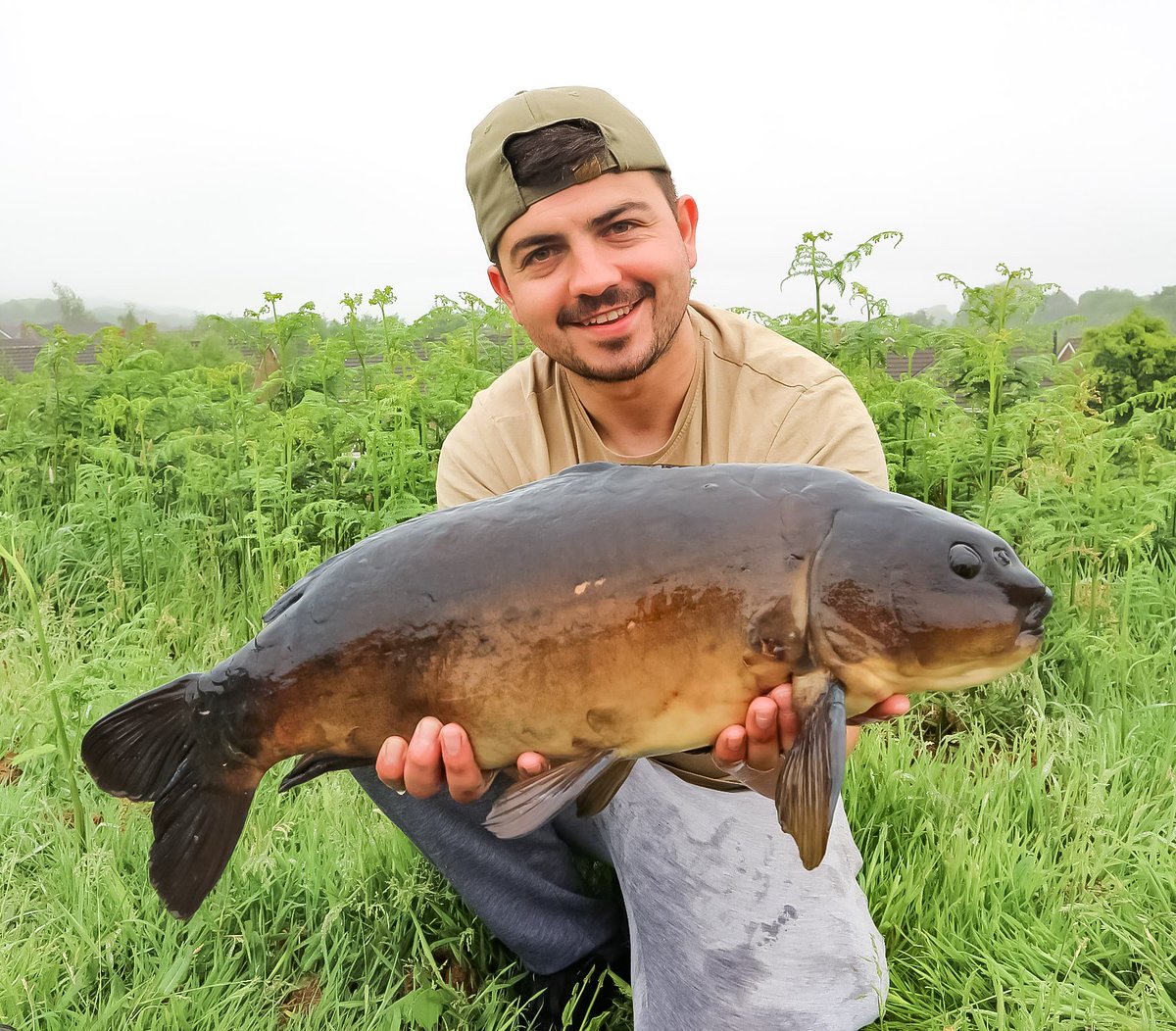 TeamTench's tweet photo. Fun on the zigs yesterday #fishing #thatscarpy #zigs #spod https://t.co/JRbt1AplWl