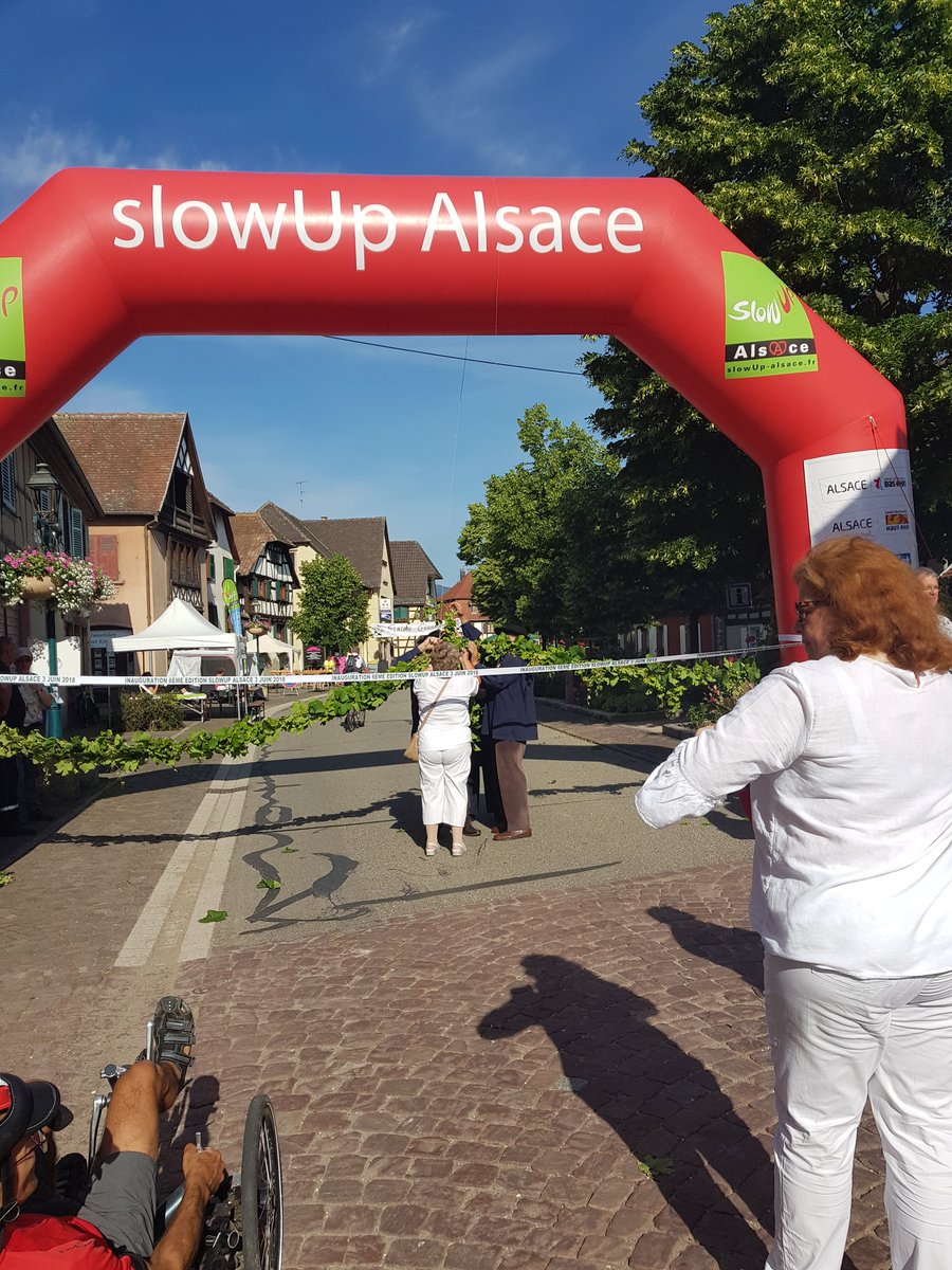 chirschmann_gge's tweet photo. Inauguration imminente du #slow up 2018 à Scherwiller en présence des #Elus et des partenaires dont #groupamagge https://t.co/cVGLW82FUL