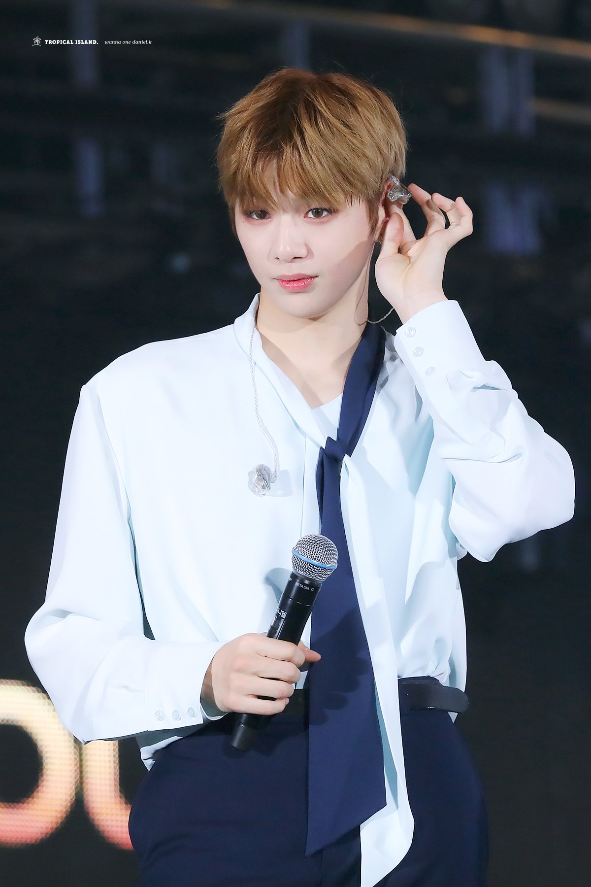 Tropical Island. on Twitter: "180602 넘 잘 생겼어 얼굴 무슨 일이야 😭👍🏻