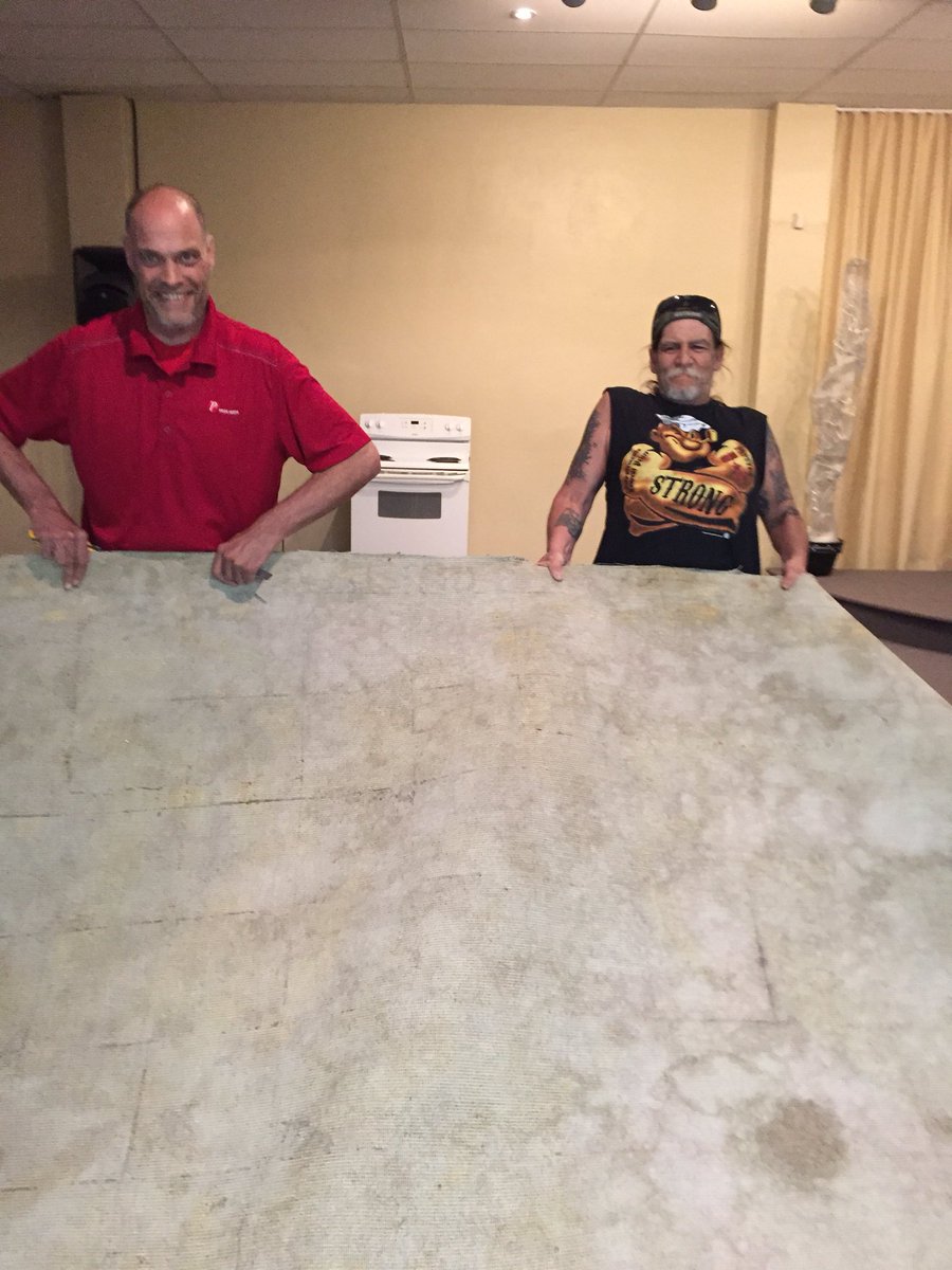 AgapeTable's tweet photo. Step #One REMOVE THE CARPET! #agapetable #agapecares #nourishingcommunity https://t.co/wmGtDoDwCa