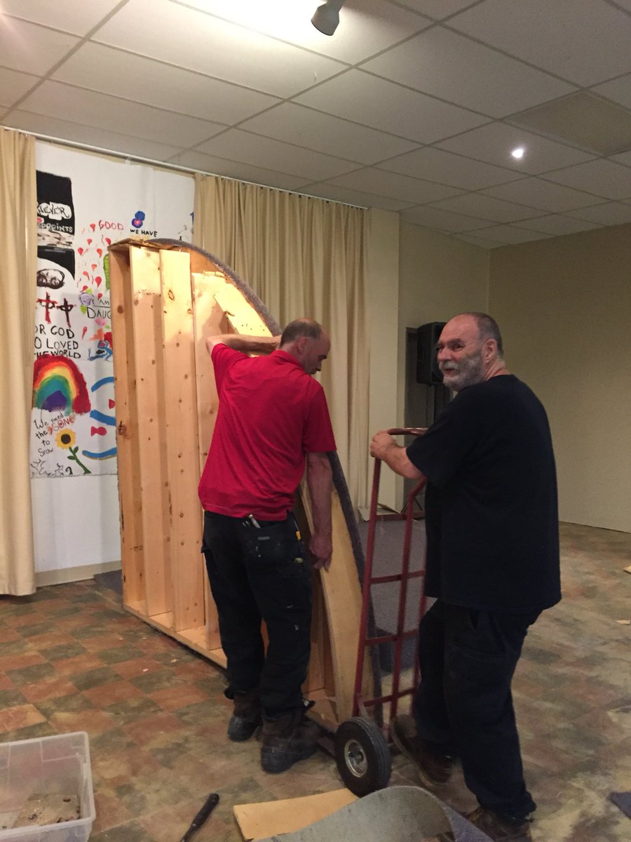AgapeTable's tweet photo. Step #One REMOVE THE CARPET! #agapetable #agapecares #nourishingcommunity https://t.co/wmGtDoDwCa