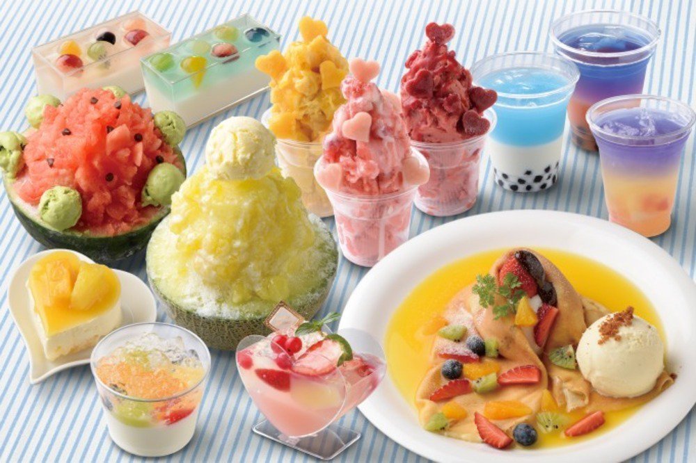 fashionpressnet's tweet photo. 冷たいスイーツが自由が丘スイーツフォレストに集結、"丸ごと"すいか＆メロンのかき氷など - https://t.co/sgzlxgeeDT https://t.co/QNqEgCqnnF