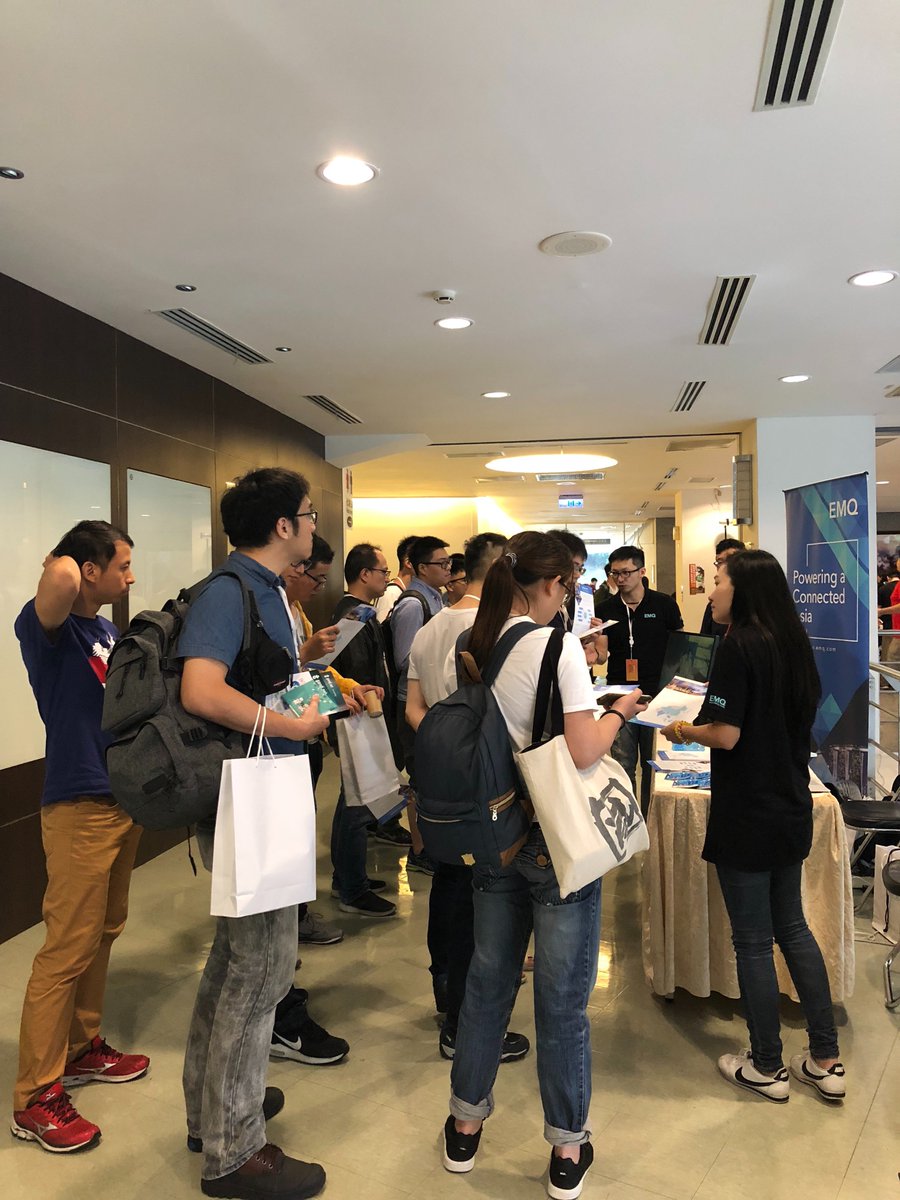 maxaliu's tweet photo. Team @EMQInc discussed many exciting career opportunities with all the #PyCon community @PyConTW #PyConTW2018 ! Visit https://t.co/z7HRZuaIsg and apply online!
#joinourteam
#WeAreHiring
#financial #settlementnetwork
#makeadifference https://t.co/SrhsOmMjqi
