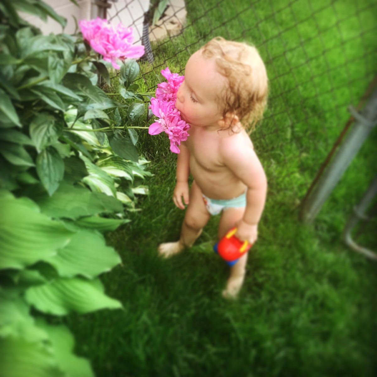 ssarah_smithh's tweet photo. At this exact moment two years ago you entered my world &amp; changed everything. There’s nothing that brings me more peace, joy, &amp; love then being your mama. Two trips around the sun, my little air baby. Everyday adventuring through life with you is the best 💕💕 I love you soo much https://t.co/Ui1bLpIz4d