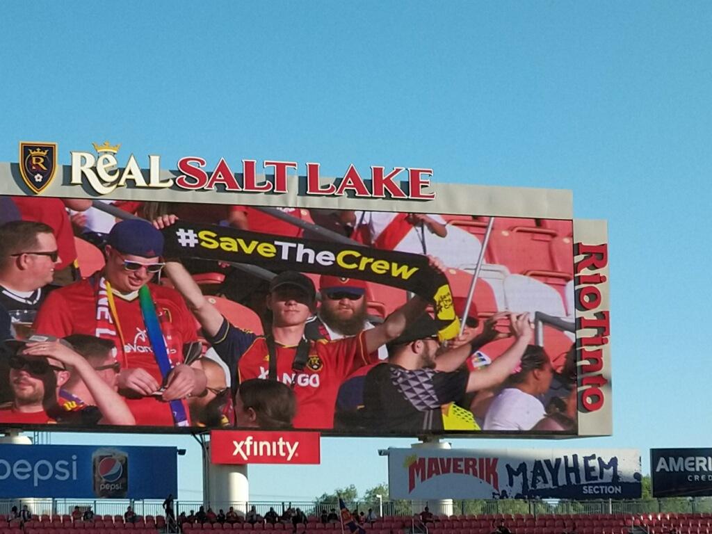 ThatchSilver's tweet photo. Hanging out at the RioT with @1splendidninja and @RSLforlife18 ready for RSL to beat the swine visiting from Seattle! Also, #SaveTheCrew https://t.co/Yxjzy7nWfH