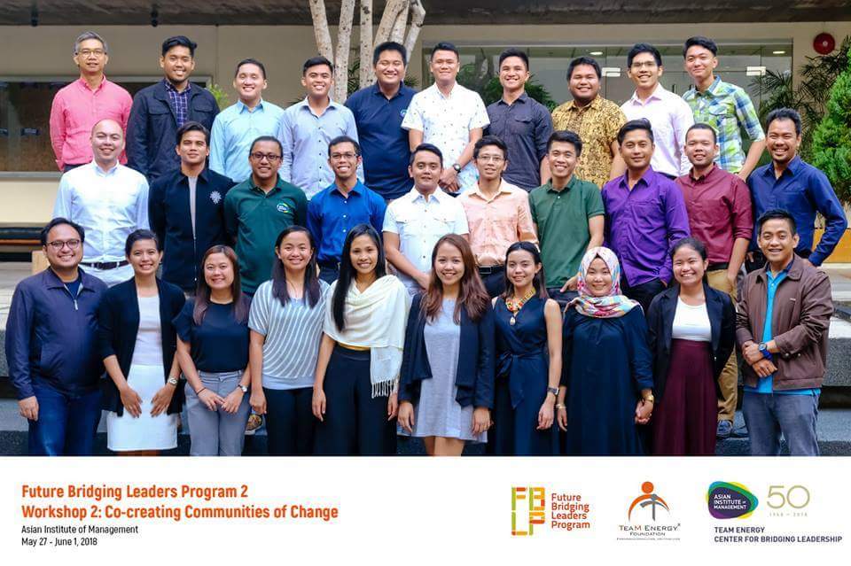 raymond_naguit's tweet photo. Change prototype still on the rocks but happy to have these people with me in this journey. Big thanks to the Asian Institute of Management, Team Energy Foundation, and the #FBLP2 team for investing in us, in our advocacies and in our communities. Mahirap pero laban lang! https://t.co/mjezKHXCdI