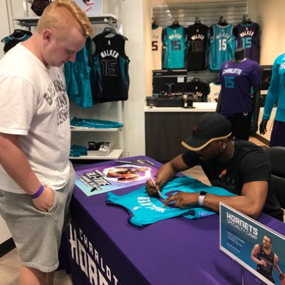 Jay_Wood24's tweet photo. @KembaWalker #NewProfilePic https://t.co/wiJYCqnpFH