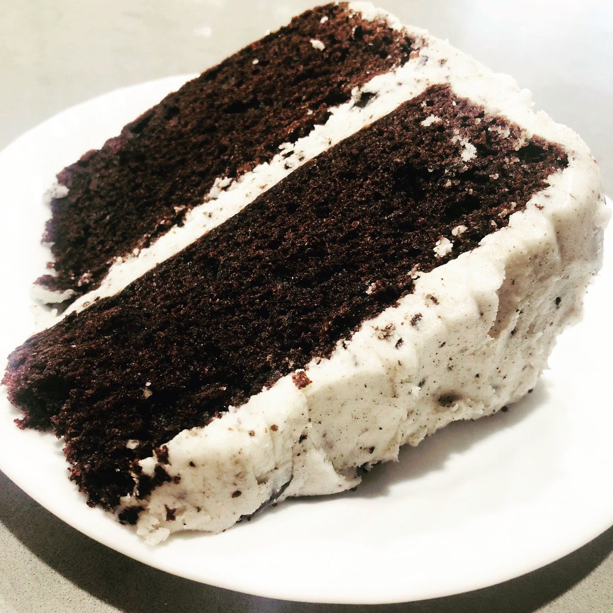 prinzezzcharmin's tweet photo. #cheatdessert tonight was 💣. @makemycakenyc #CookiesAndCreamCake 🍰👌 #MakeMyCake #cheatmeal #dessertporn #foodie #getinmybelly #fatkid (@ Make My Cake in New York, NY) https://t.co/frbpHQYrW7 https://t.co/HWz0ESD2Dg
