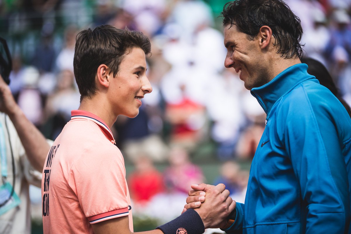 Roland Garros A Rally With Rafa Safe To Say This Ballboy Had A Day To Remember Watch T Co Lvymrr1lk7 Rg18