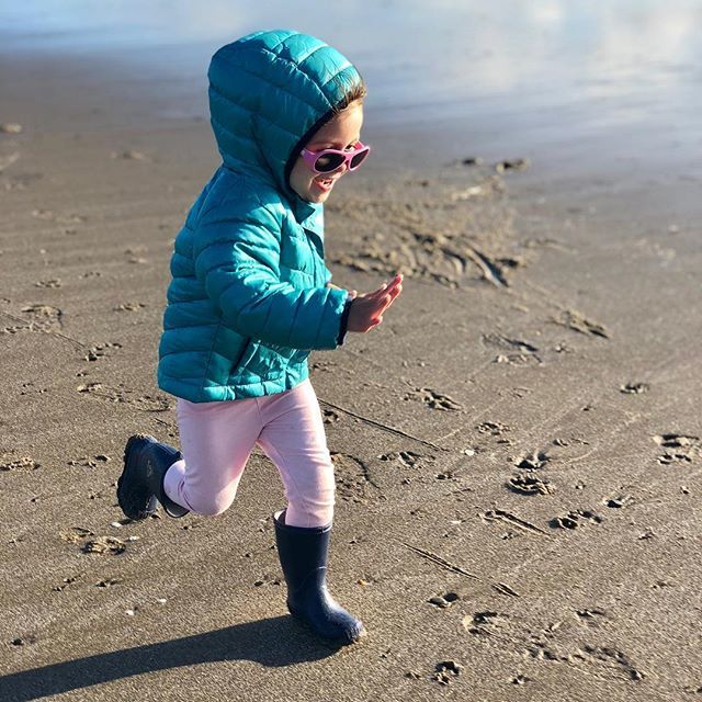 short_sweet_mom's tweet photo. We were over due for a beach visit. G is over joyed to be here. 🌊 💕😎
.
.
.
.
.
#motherhoodlife #momlife💕 #momlifebelike #oregoncoast #oregonmom #pnwmom #pnwadventures #pnwkids #joyfulmamas #joyfultoddler #familytravels #toddlermomlife #toddlerfun #to… https://t.co/UVO4kcV0RD https://t.co/oxe3K6A1rP
