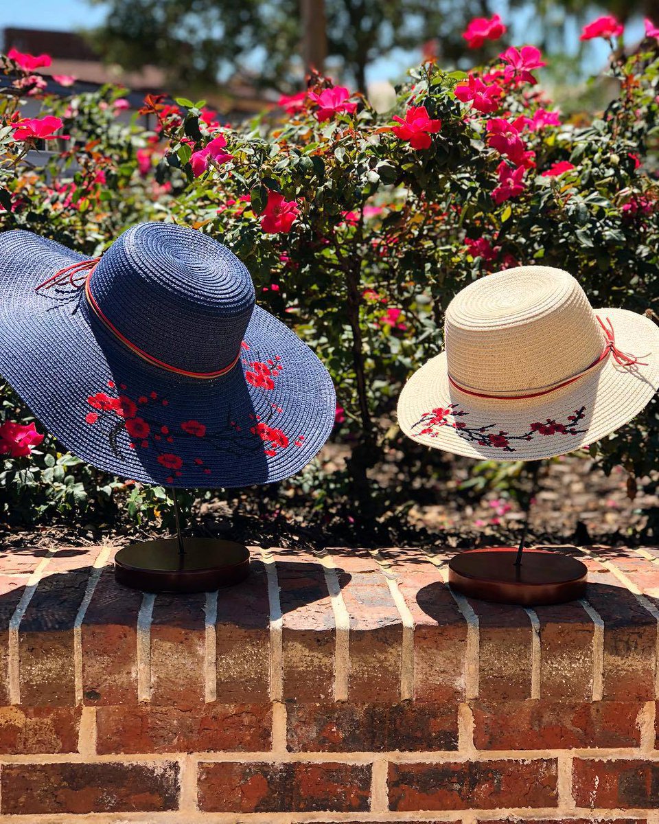 ChapelHats's tweet photo. Add some color with these fun, embroidered styles! Perfect for a feminine addition to your favorite pair of shorts or a lightweight sun dress! https://t.co/zDOcZYBI2U https://t.co/gnK8wcVjv2