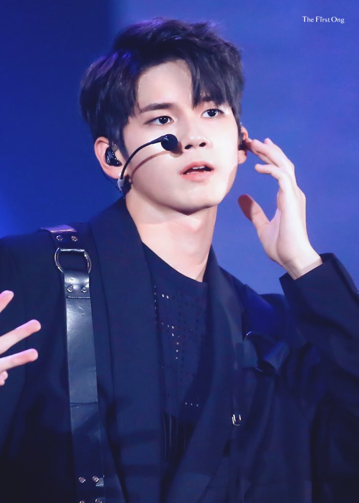 thefirstong0825's tweet photo. 180602 seoul con day-2
#옹성우 #성우 #ongseongwu #wannaone #워너원 https://t.co/dFFQlM1NGa