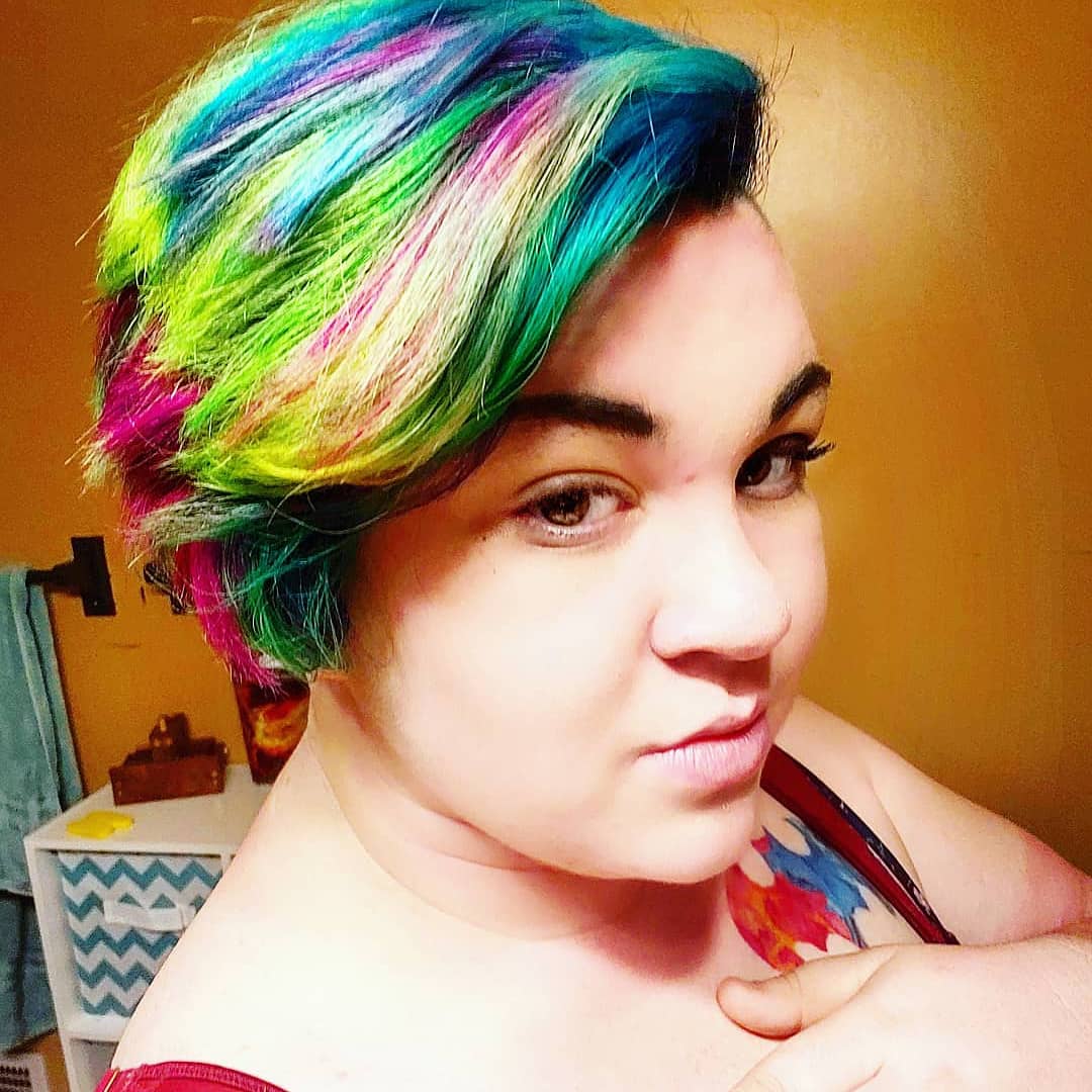 smilesnrainbow's tweet photo. Short hair is the best hair.
#hair #shorthair #halfshavedhead #shavedhair #rainbowhair #dyedhair #haircut #bluehair #greenhair #pinkhair #purplehair https://t.co/4wjUsnfb3A