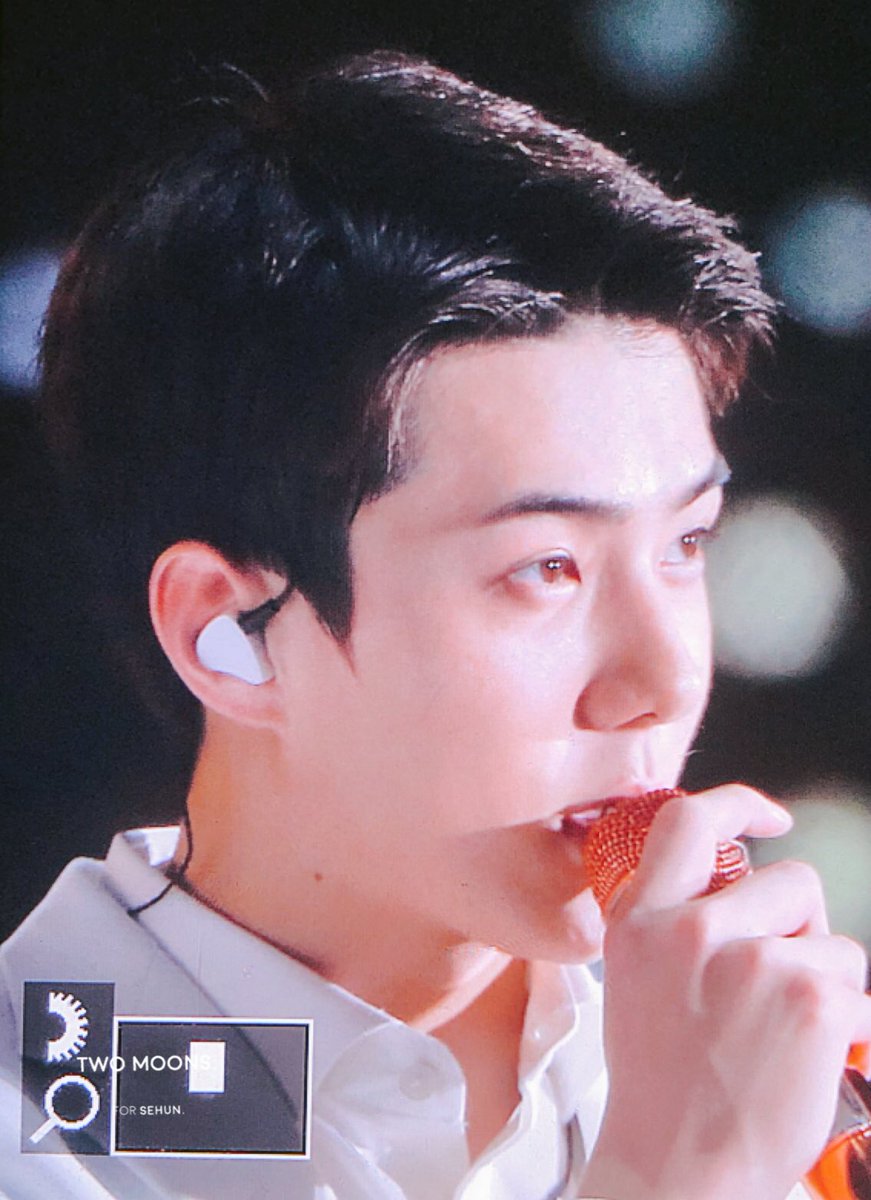 exo_2moons's tweet photo. 181602 ElyXion in HK #세훈 #SEHUN 종알종알 중국어 멘트 해줄려고 노력 많이해서 넘 예뻤다 가는나라마다 열심히 준비해오는거 기특해 우리 세훈이ㅠㅠ😭😭💕💕💕💕 https://t.co/eNlO1eGoCU