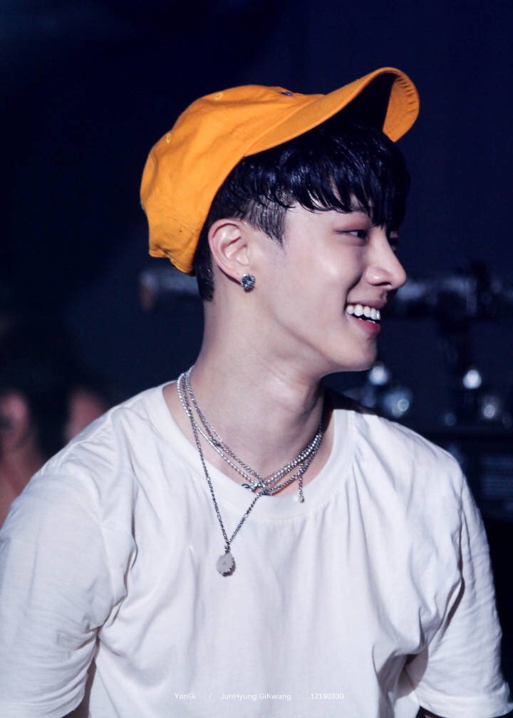 YonGi890's tweet photo. 180602 HIGHLIGHT SHOW in HK

👼🏻👼🏻👼🏻👼🏻
#이기광 #기광 https://t.co/4V0AoGwODs