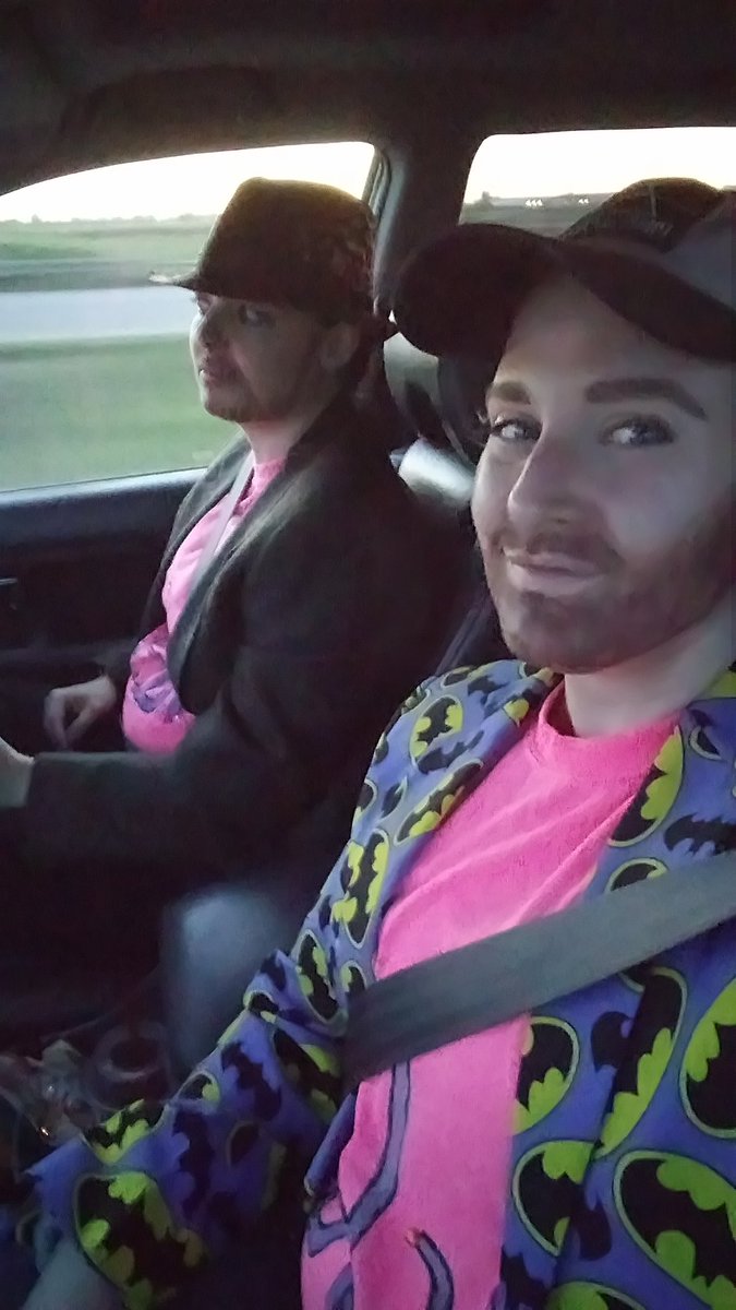 BruceKnuckleHD's tweet photo. @KillaWatt_HD and I (Bruce Knuckle) heading to Taber Pride. #dragking #drag #pride #lethbridgepridefest #taberpride #hausofdidi #clubdidi #yql #tacky https://t.co/8RBiplSMyw