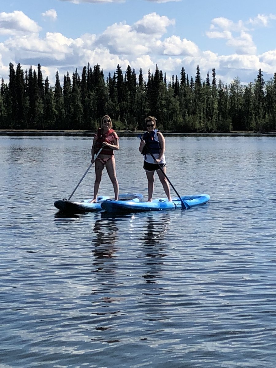 brookearney_'s tweet photo. did not plan on going paddle boarding today as you can see from the attire, but had a great time with good friends today! 🙂 #aksummer https://t.co/fzq5lo5KYy