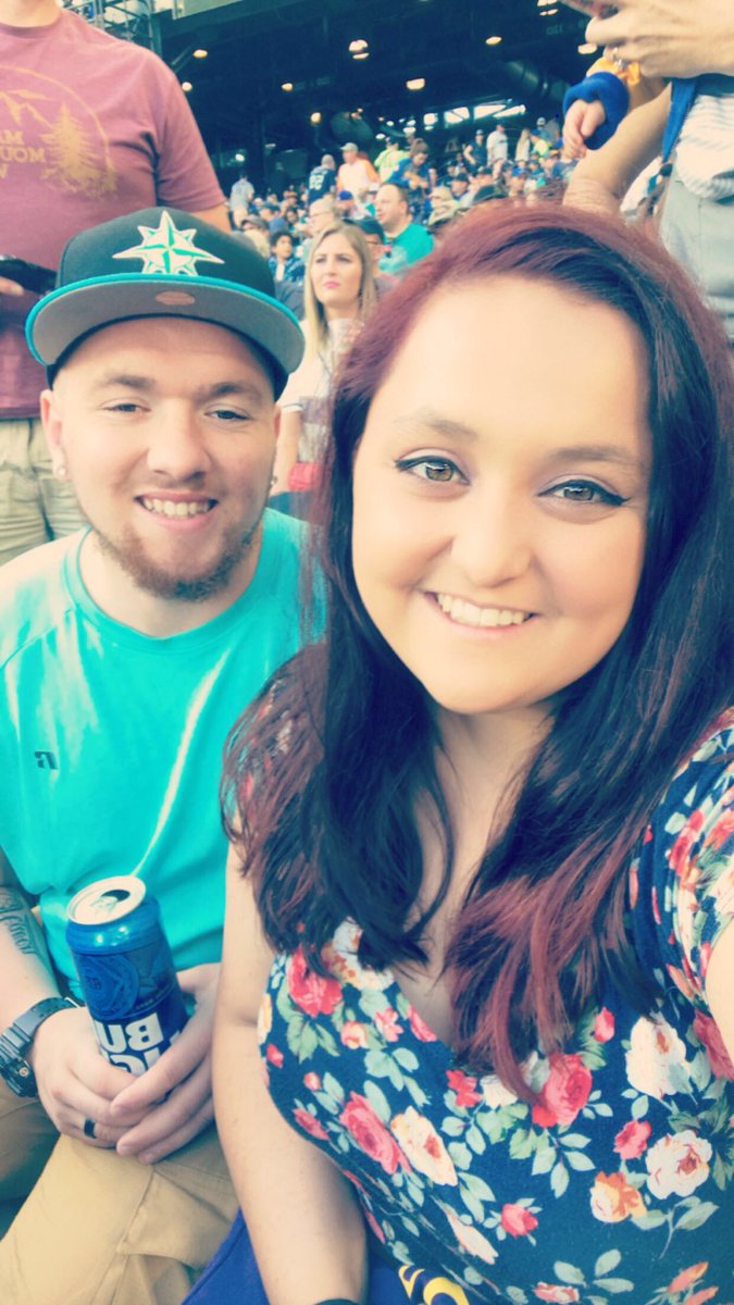 Jaky_Rene's tweet photo. Our first wedding anniversary and we’re spending it with the Mariners!! #WhereIRoot #GoMs https://t.co/r1PU4JEUAM