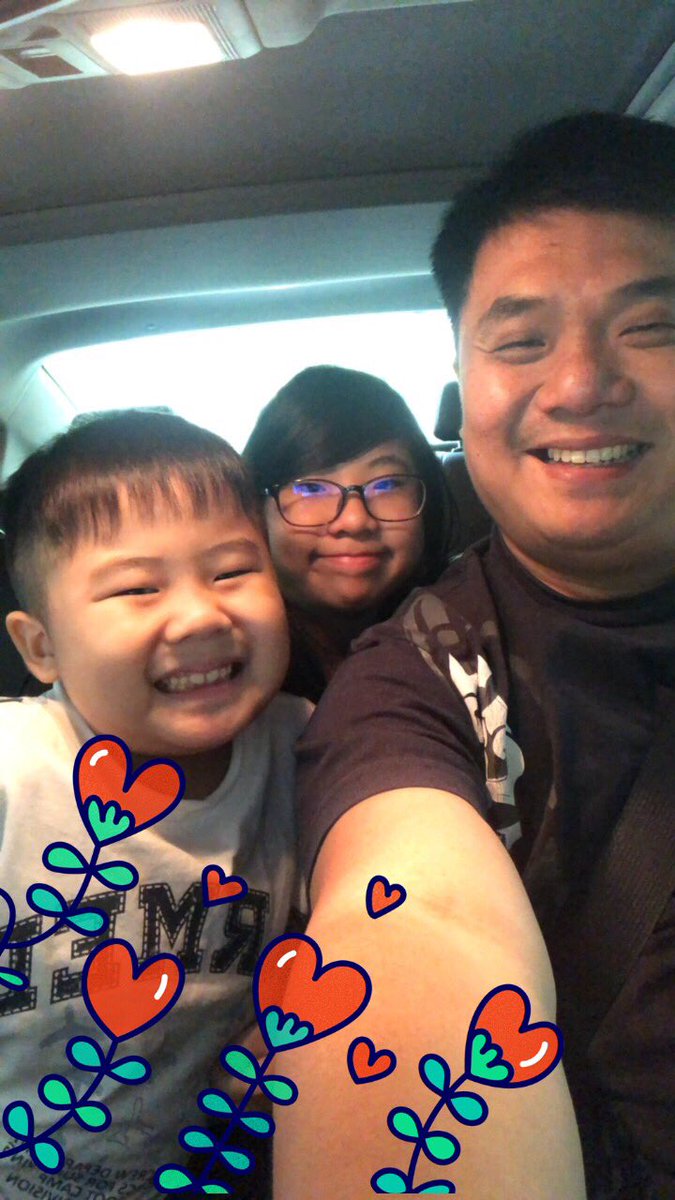 kimthye's tweet photo. #happylimfamily https://t.co/io6OxQPhLm