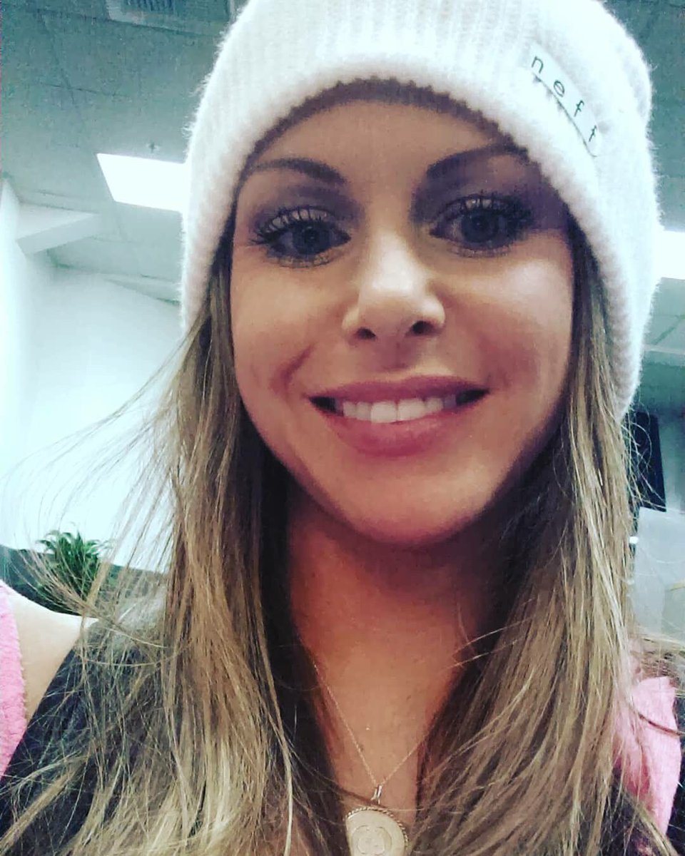 Joe_c96's tweet photo. These random pics are honestly my favorite kind. Thanks for letting me share this one Rach! You always make me melt❤️❤️❤️#rachelroxxx #throwback #sofreakingperfect #gorgeous #thatsmile #thoseeyes #rachelroxxxmyworld❤️ https://t.co/3kuLB0yHG8