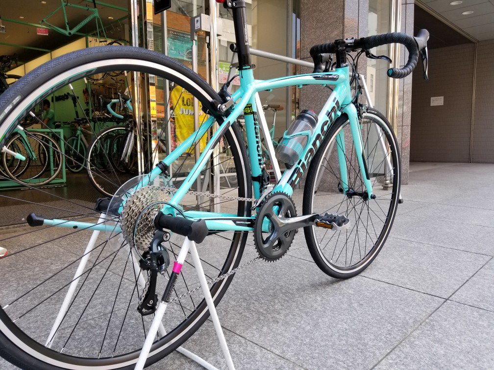 平野担降り 平野紫耀 自転車 同一モデル Bianchi ビアンキ