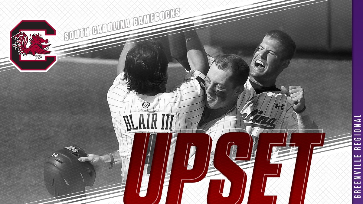 NCAABaseball's tweet photo. Forever to THEE. 👊

@GamecockBasebll downs No. 12 national seed ECU, 4-2, vaulting them to the driver's seat in Greenville! https://t.co/TE1unF5dA6