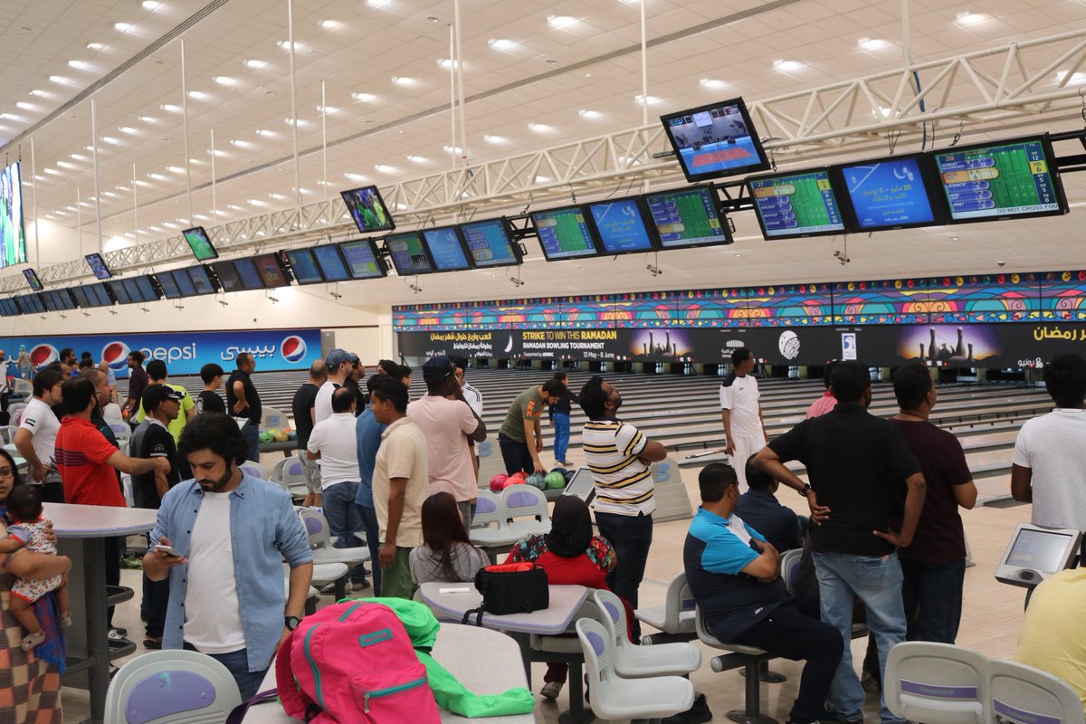 AlSahraa_group's tweet photo. بـطــولة الـصــــحــــــراء للـبولينج 2018
Al Sahraa Bowling Championship 2018 #bowling #employeeengagement #fun #employeerecognition https://t.co/pjgjlcuUU0