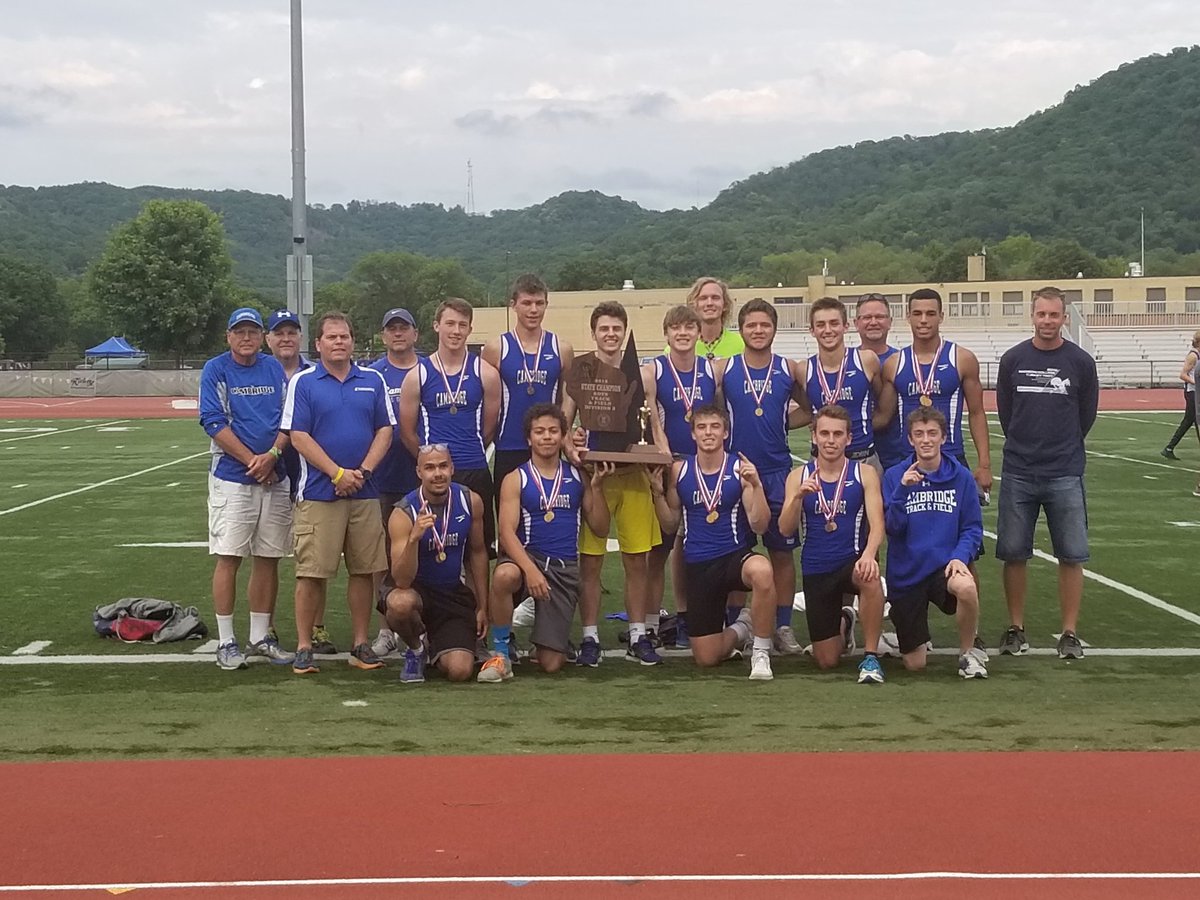 CambridgeTrackF's tweet photo. Your newly crowned 2018 D3 State Champs..Congrats boys...you guys are awesome! https://t.co/zApHSTVzSi
