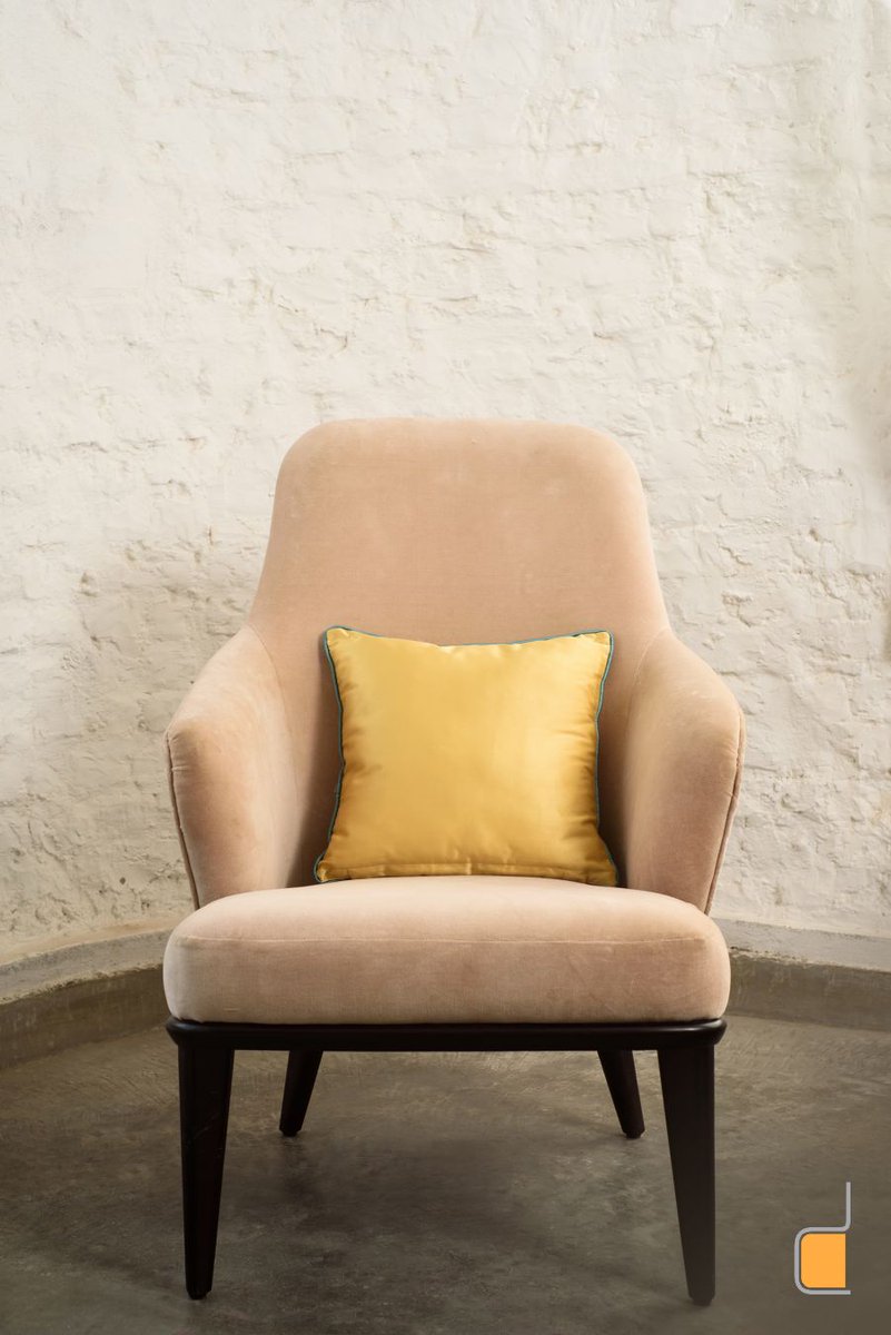 StudioDecube's tweet photo. This #plush #loungechair is the perfect #contemporary addition to any #livingspace. Handcrafted from #Rosewood featuring a #blackfinish and upholstered in #velvet, this #chair is a #musthave! #design #minimal #comfortable #stylish #furnituredesign  #inteiorandhome #newcollection https://t.co/tn9BuxL2EW