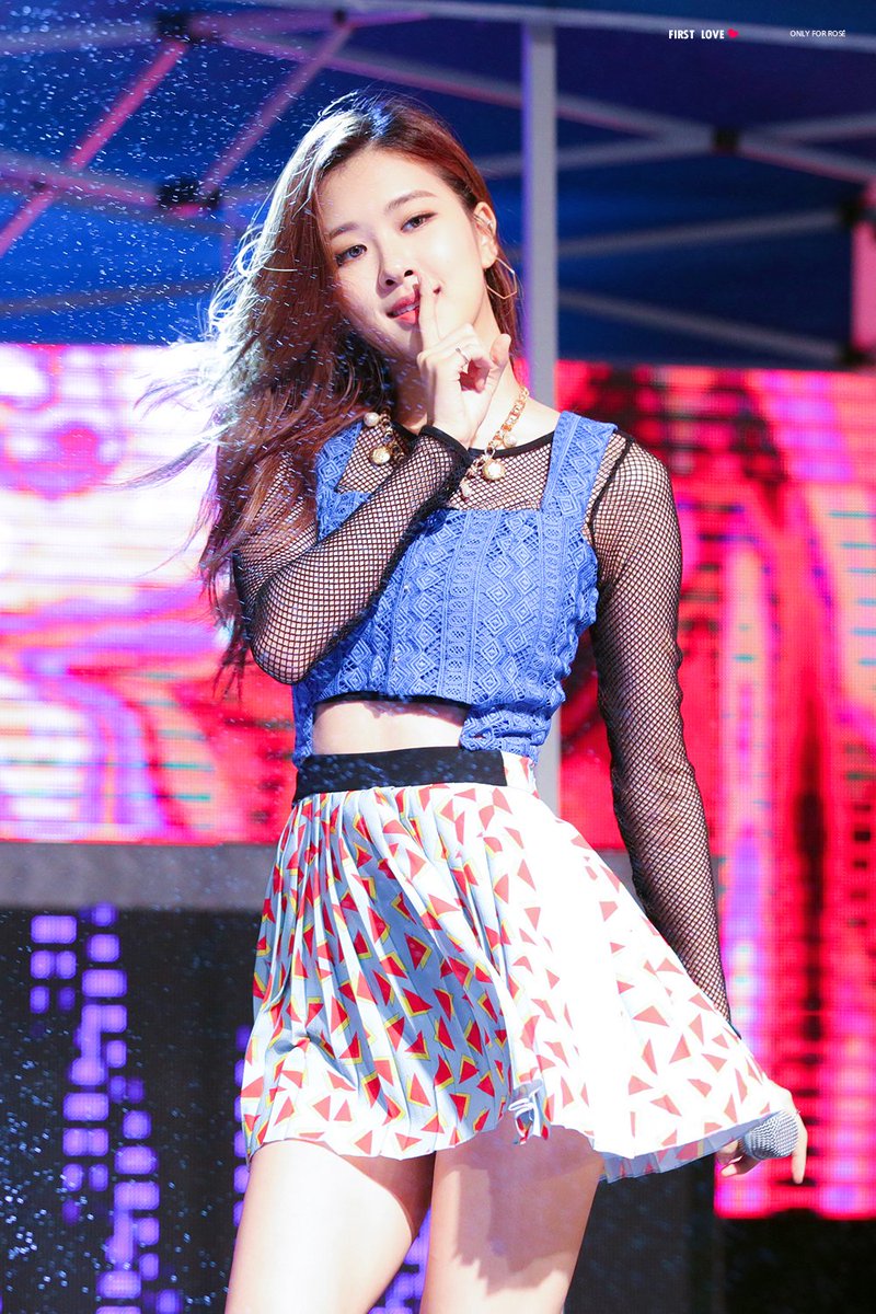firstlove_rose's tweet photo. 180516   명지대학교

D-13 😆😆😆😆💗

😘👉 https://t.co/tvWwIVFGbu

#블랙핑크 #로제 #BLACKPINK #ROSÉ #squareup https://t.co/NbxjsFdHAi
