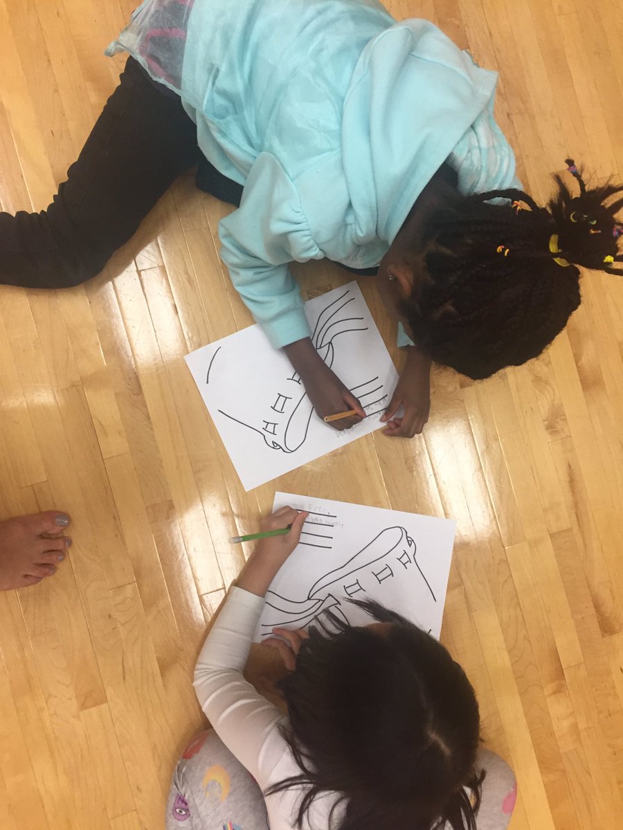 artsnut's tweet photo. Creating dance story print boards at St. Gabriel during retreat! https://t.co/WYTaNjP6EG