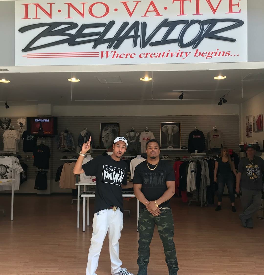 Big thank to <a href="/KarimMayfield1/">KarimHrdHitaMayfield</a> for stopping by the new innovative behavior store #conceitedanimal  #innovations #entrepreneurs #clothingbrand #style #boxing #CHAMP