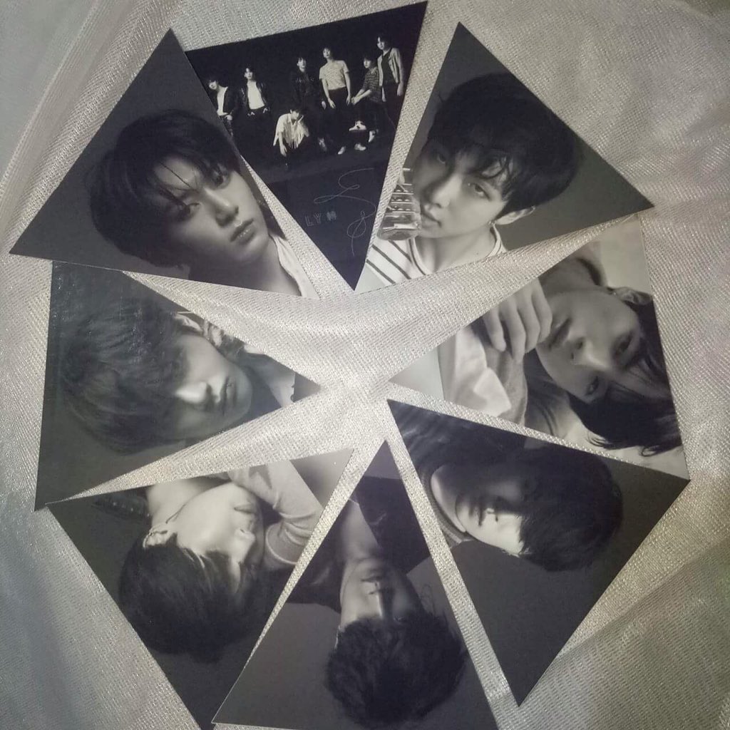 jhoooopppe's tweet photo. TEAR Unofficial merchs ~ 

Actual photo from my supplier 

☘️Php 150 - banderitas
☘️Php 80 - tarpaulin hand banner https://t.co/aMIjN1owEi
