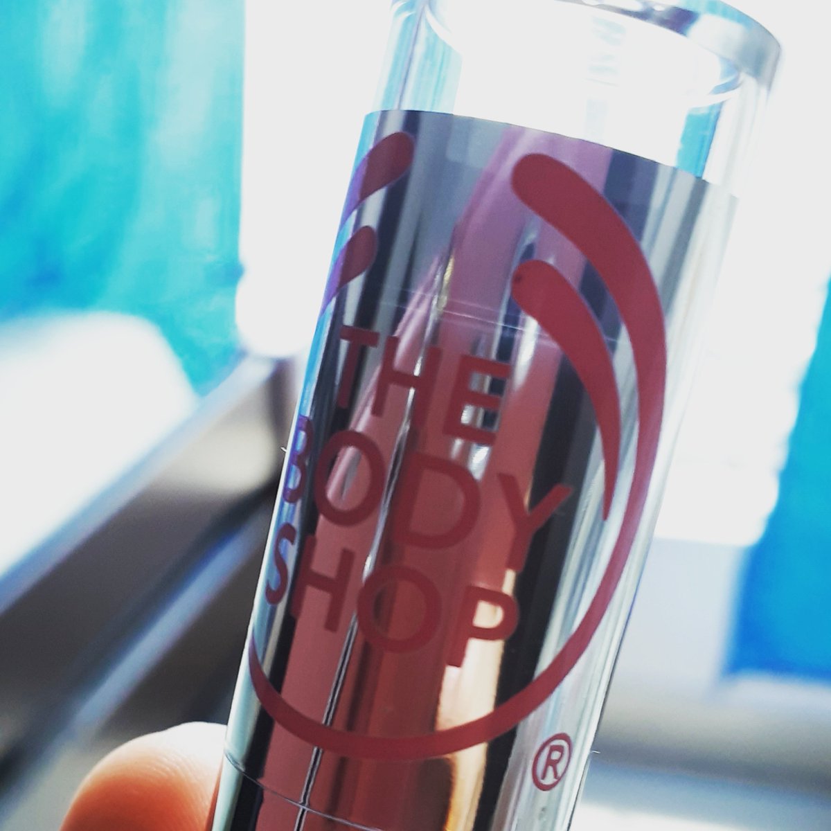 BloggerKashmira's tweet photo. Time for some lippie love #thebodyshop
#naturalshade
#lipsticks #lipstick #Blogger #blogging #Blogs #indianblogger #bangalore #bengalurublogger #bengaluru #bengaluru_diaries #orionmall #malleshwaram @TheBodyShopIND #shoppinginstilettos #KashmiraLad https://t.co/kr95LRKjfr