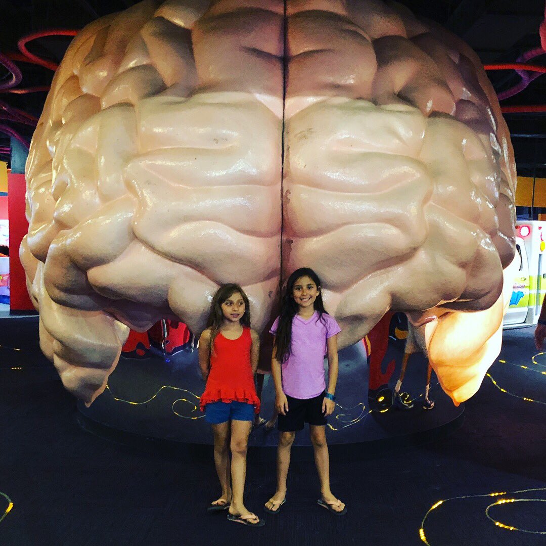 MrsVargas4's tweet photo. My little brainiacs at #Adventuresciencecenter https://t.co/d3FRVm792Z