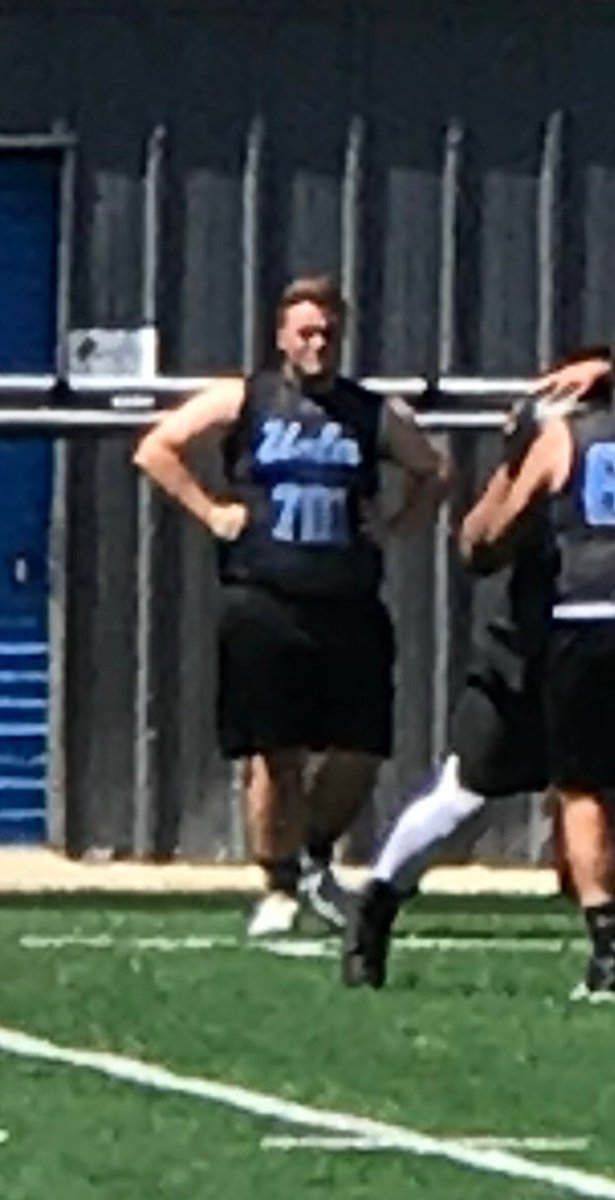 tafthsfootball's tweet image. Our boys representing Taft at UCLA Football Camp! #footballbrothers #taftwhfootball #toreadors #toreadorwidereceiver #toreadorkicker #toreadorlineman #season1819