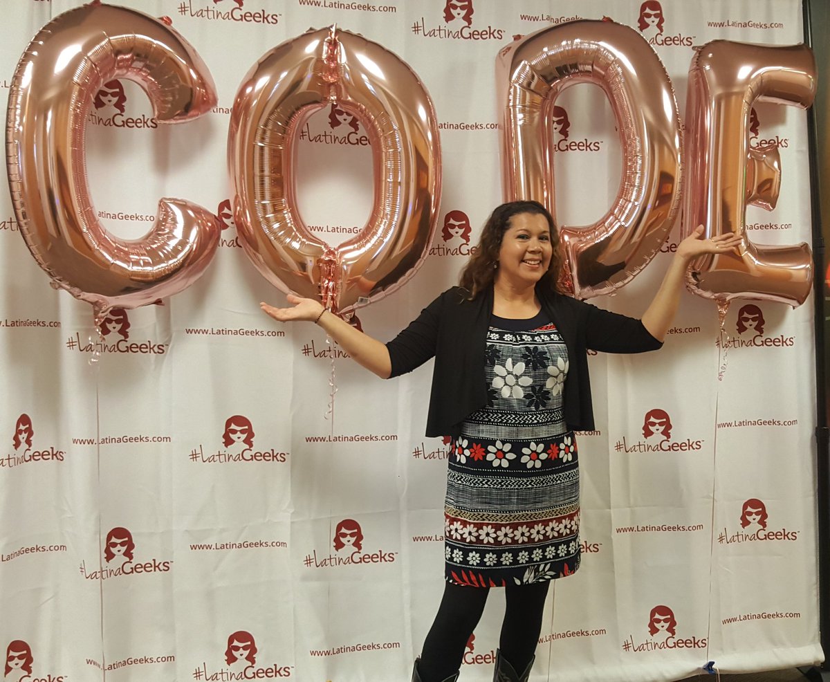 lauratorreslive's tweet photo. "Do something today your future-self will thank you for". Learning some Tech fundamentals at the #LatinaGeeks workshop in San Diego. #MilitarySpouseEmployment #coders #LatinaLeaders #MilSpouse #Career
#Microsoft #GITSD #GirlsinTech
#sandiego #IamMilitarySpouse https://t.co/VzKmaCUSsy