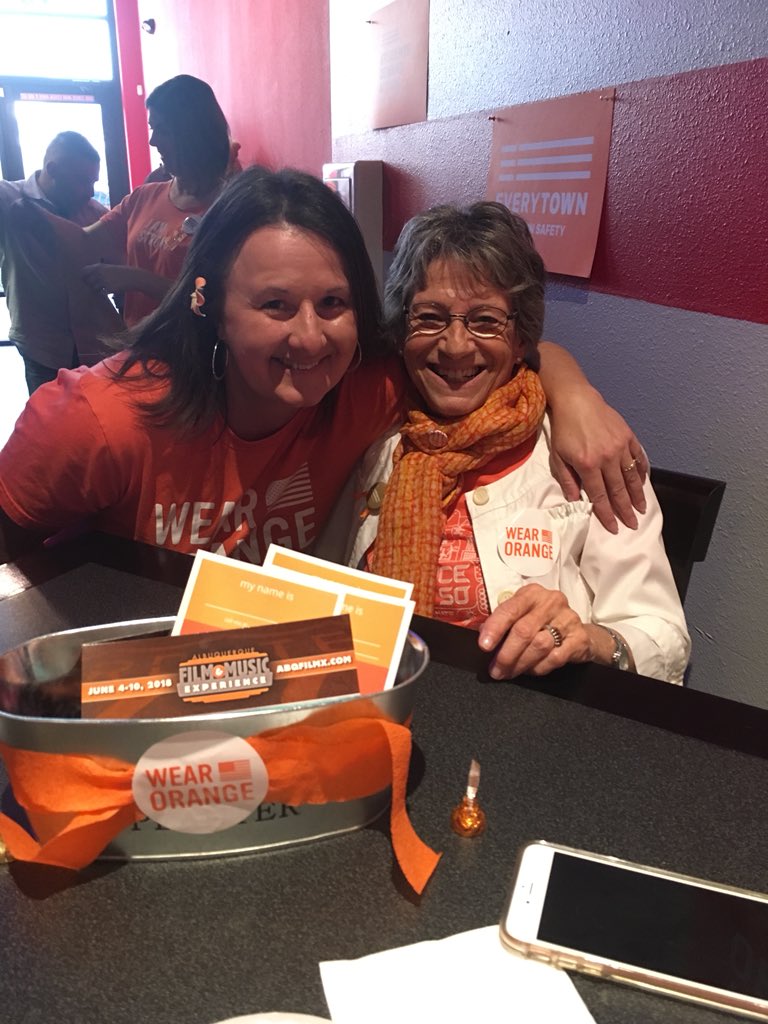 jsmith_ofa's tweet photo. Thanks MOM for a great #WearOrange  event and your on going commitment to #GunSense . Thanks to the ORA Vols who came out in solidarity for a safer community @ofa_nm  @CherylHaase https://t.co/IKCSoHHv8l