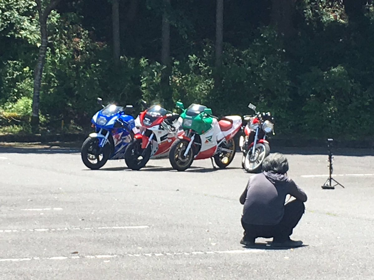 125ガンマ、NS125R、TZR125RR、TZR125同時試乗は今後なかなか実現しないと思われます。本当はタイカワサキのレオあたりも入れたかったですが笑