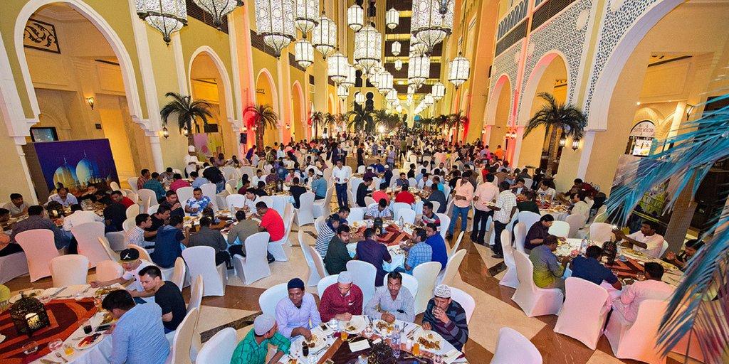 Dmcc Dmcc Executive Chairman Ahmedbinsulayem And Other Senior Dmcc Officials Hosted An Iftar At The Movenpickibg For Over 900 Concordia Staff The Integrated Facility Management Company That Services The