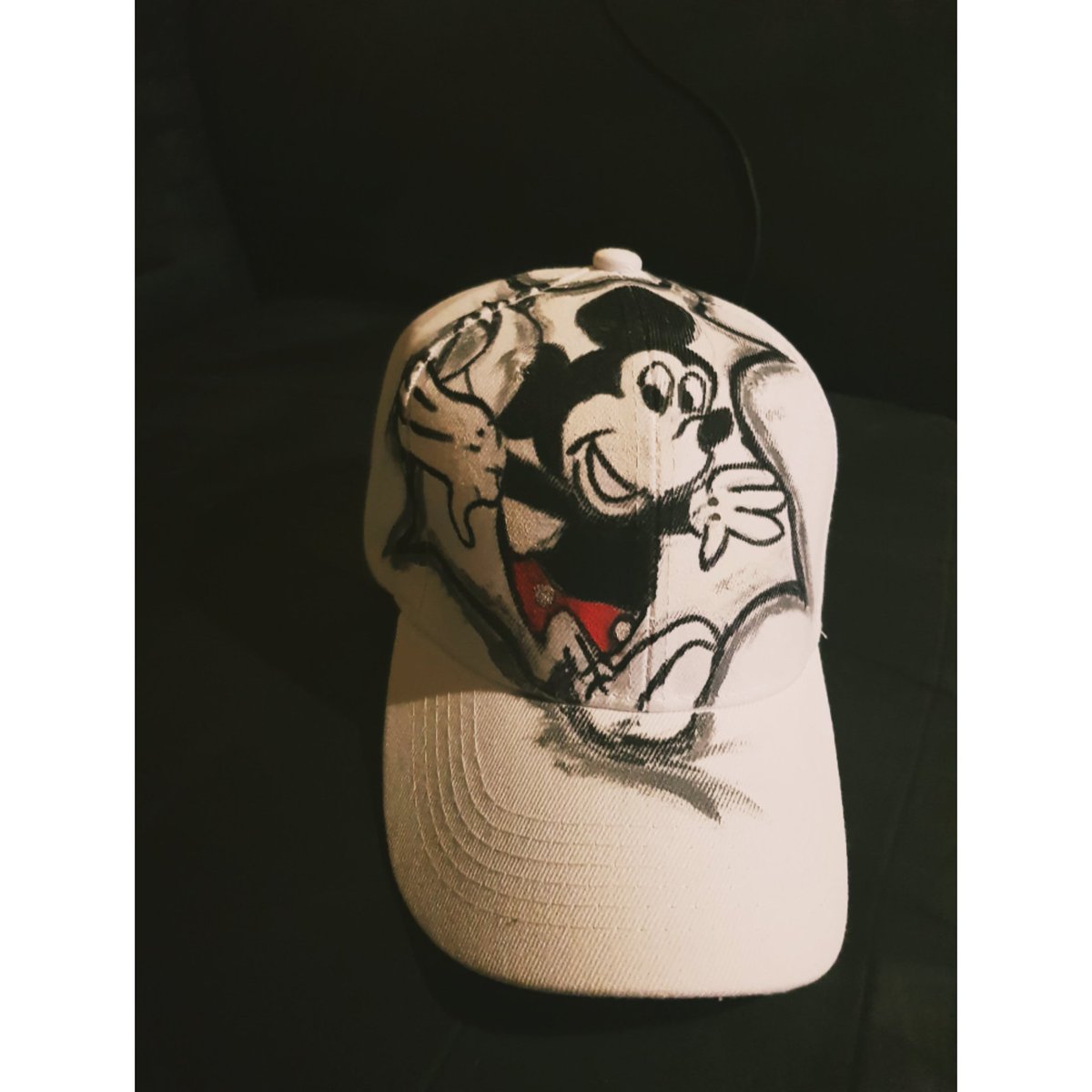 duduWagaG's tweet photo. Art by #DuduPoshArt #Customisedcap #Cartoonart #Mickeymouse #Art π 0662038225 https://t.co/MUgPr8tqFw