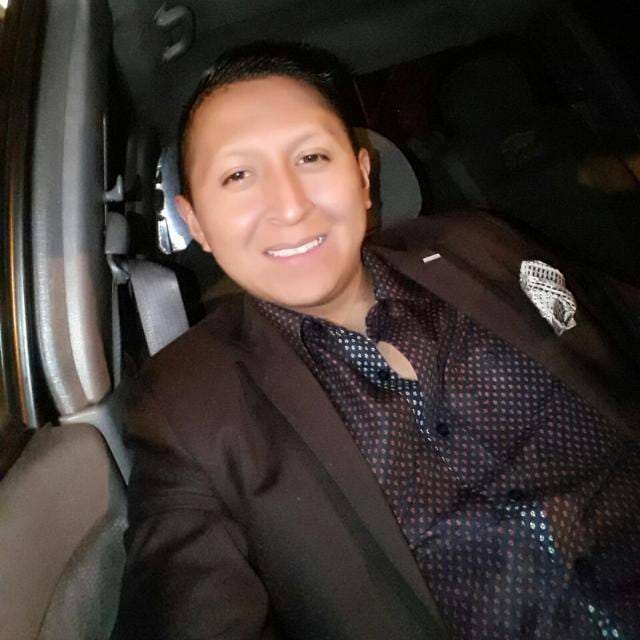 AbJavierTorres's tweet photo. #AbJavierTorres, fin de semana, celebrandolo a lo genial. https://t.co/ToUElXewRZ