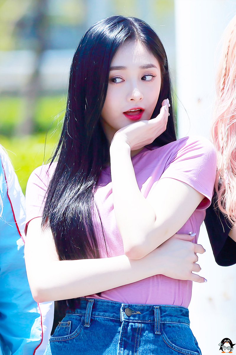 Kay8y_101's tweet photo. 180602 미니 팬미팅
#결경 #프리스틴 #洁琼 #pristin #Kyulkyung https://t.co/vLe9m7y76t