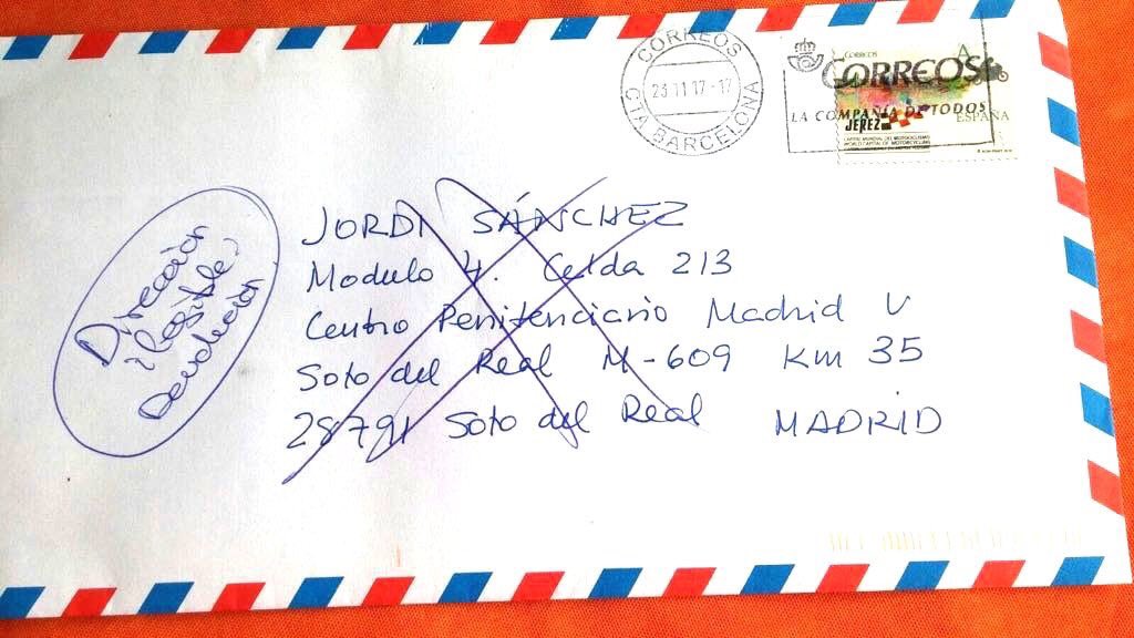 Es llegeix millor el destinatari que el text cruel de la devolució.
via <a href="/peredepalau/">Pere de Palau</a>