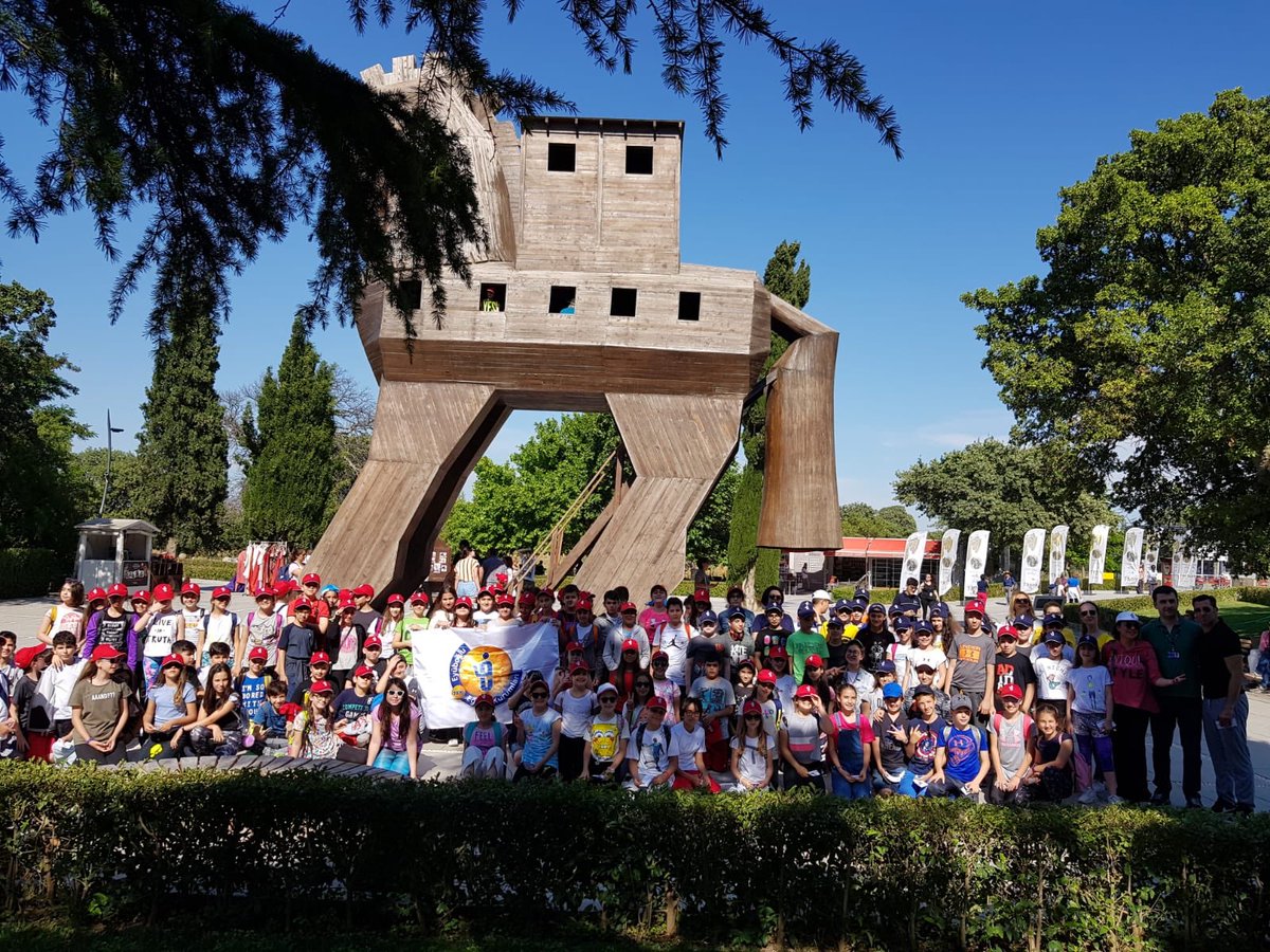 Çanakkale Geçilmez🇹🇷<a href="/EyubogluEgitim/">Eyüboğlu Eğitim EEK</a> <a href="/melizkatlav/">Meliz Katlav</a>