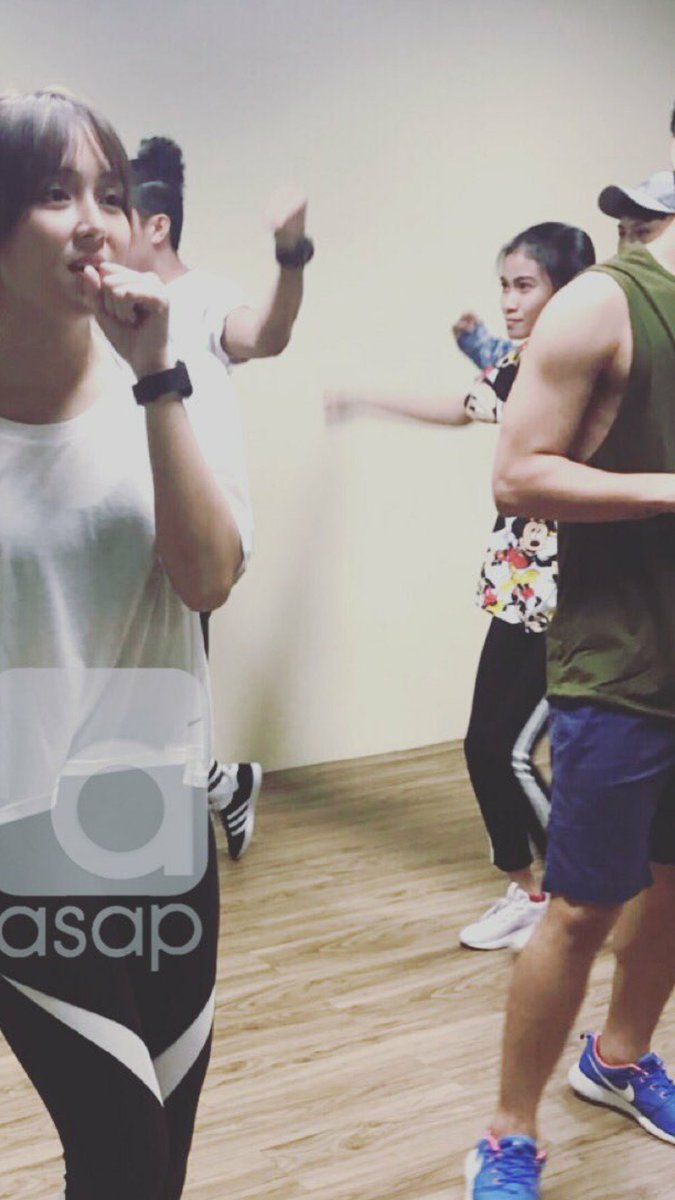 boooooooompanee's tweet photo. Pamela Swing po ba??? @ASAPOFFICIAL https://t.co/4vPZRwVmfr
