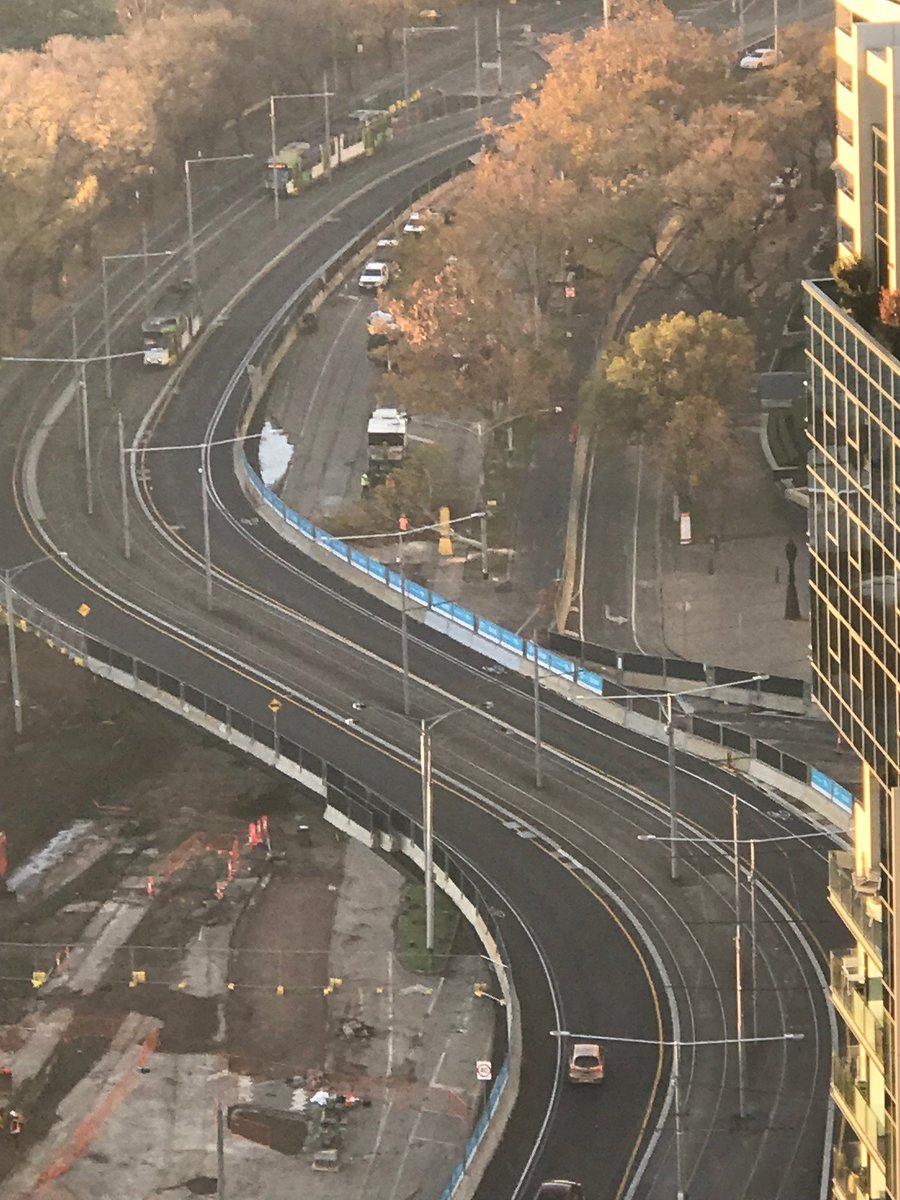 ShrineGateMelb's tweet photo. Saturday morning with the @danielandrewsmp gov chopping down 29 more #StKildaRd trees – appalling waste of heritage and money.  Add the other unannounced blight on #Melbourne #Skyrail, the electoral machinations etc  One wonders what we did to deserve this government #springst https://t.co/HC05zH80ol
