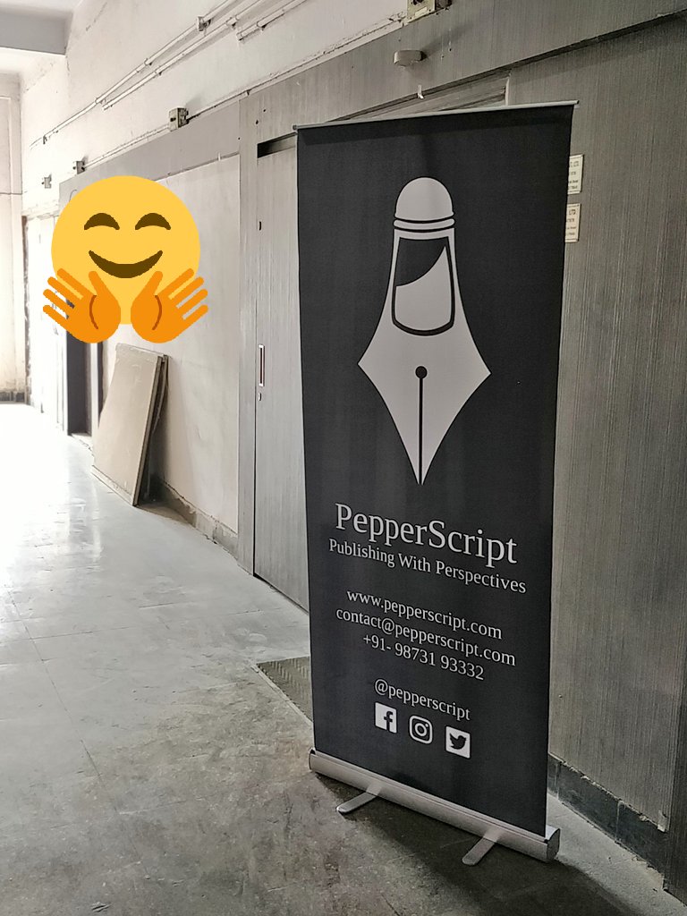 pepperscript's tweet photo. We have a house full for our first #poetry workshop. The weekend will be awesome. @Verseofsilence aka Kavya Sharma will be busy today. #pepperscript #WeekendWisdom #Sunday https://t.co/x05GauqLgP