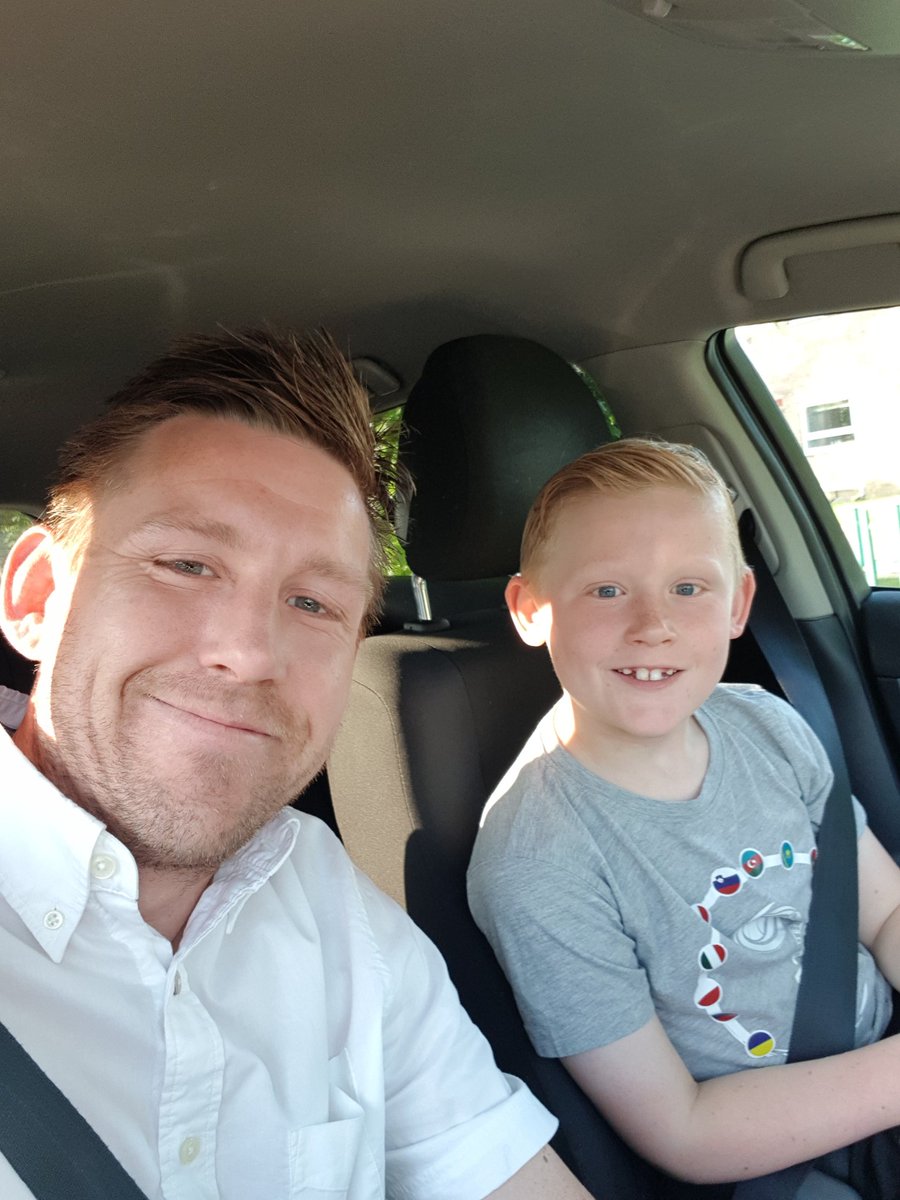 NicholasCope5's tweet photo. On route to watch @MFC_Futsal @England @StGeorgesPark for some top quality futsal action see you there guys #futsal #England #roadstrip https://t.co/IxXInBvleM