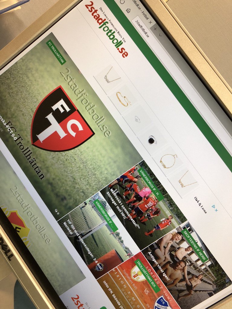 2stadfotboll's tweet photo. God söndag!
Ni glömmer väl inte att https://t.co/DIEBk1m6cO är stället där våra lokala fotbollsnyheter samlar sig per automatik. Magiskt! 😉 
Tagga också #2stadfotboll på twitter. 👍🏻 https://t.co/GJ5Htn59dK